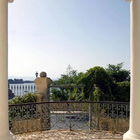 Doma Hotel